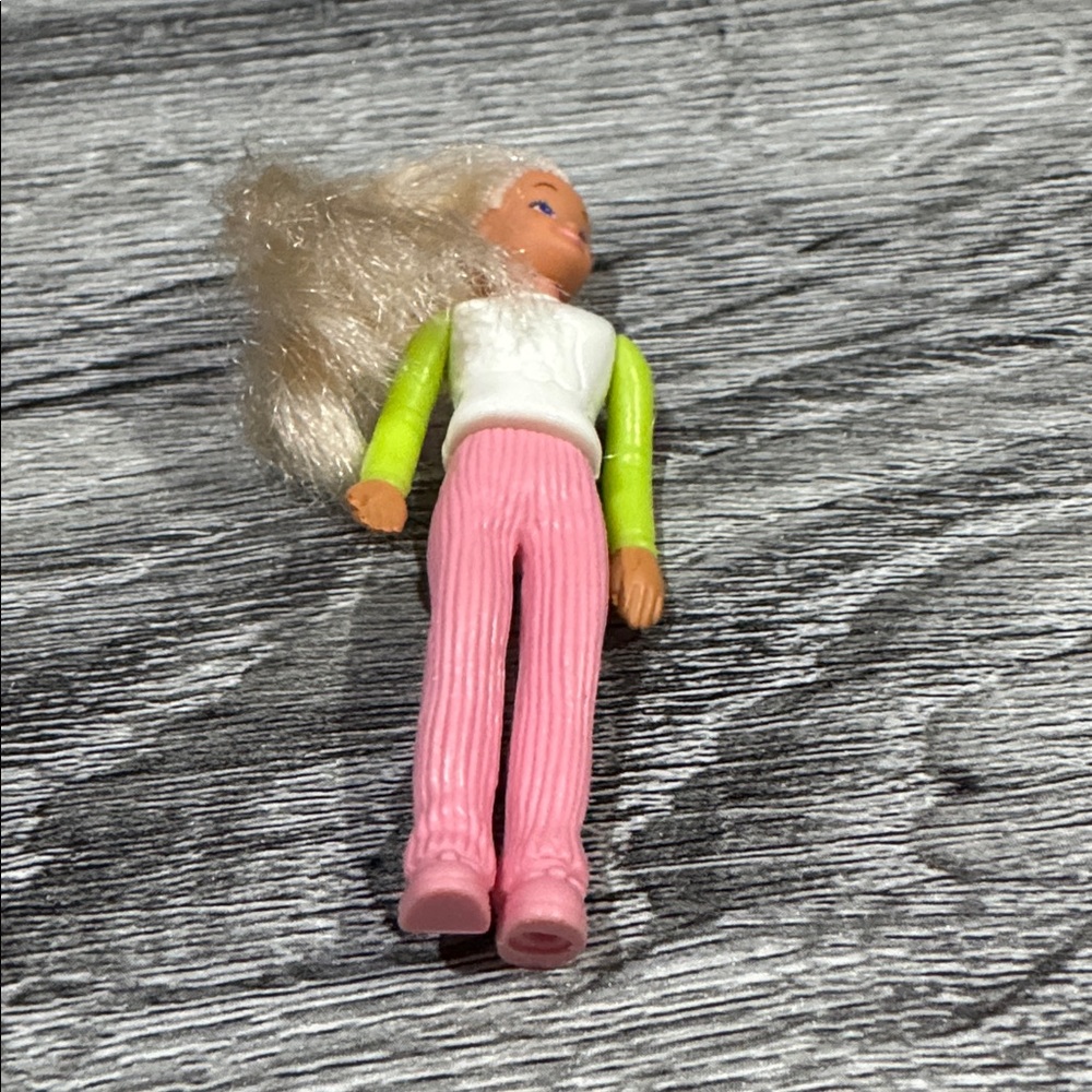 McDonald’s | Barbie: Bowling Party Stacie (1999) - Vintage Happy Meal Toy Doll - Picture 3 of 9